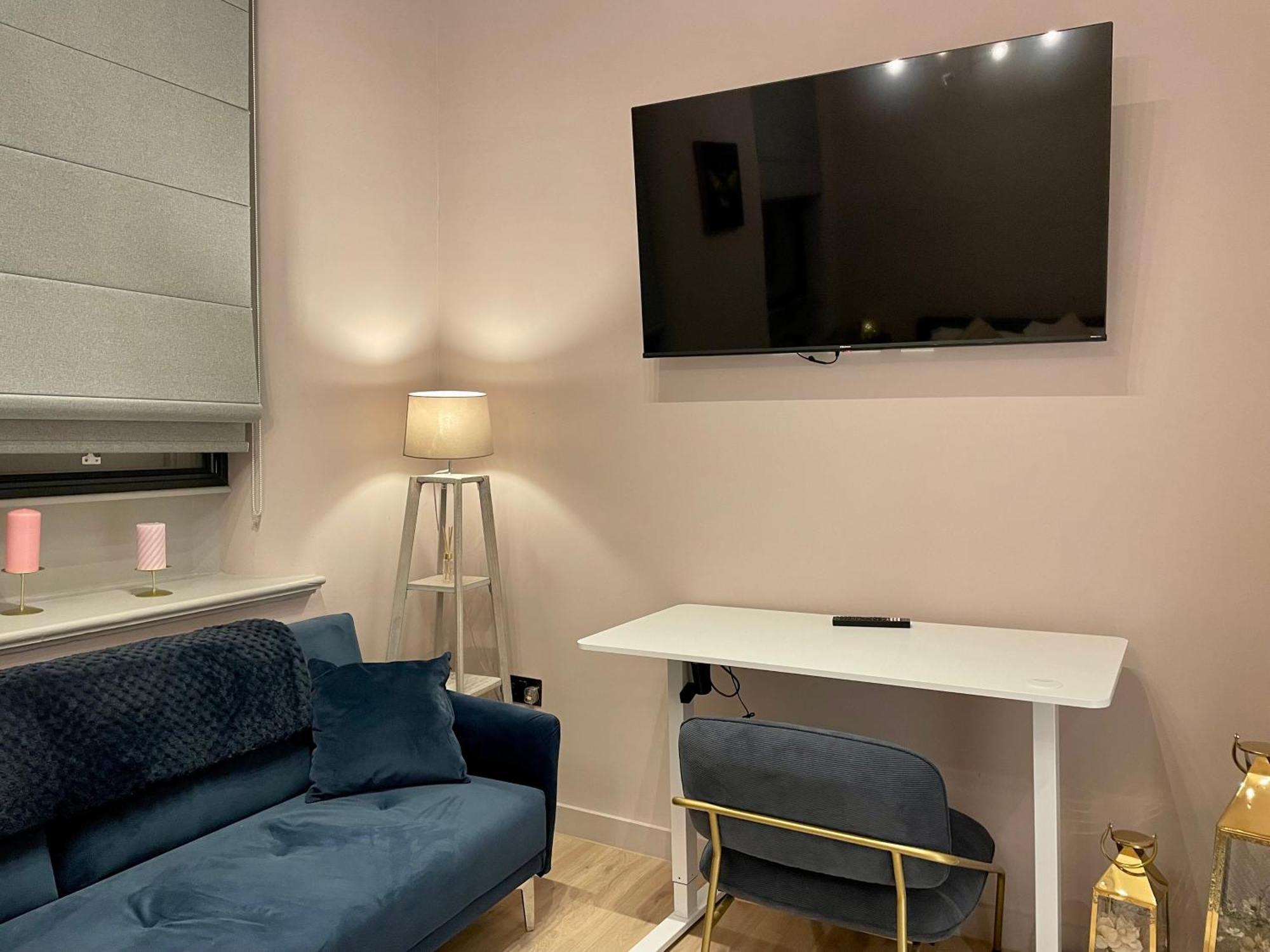 Stunning 2 Bed Apartment In Greater Manchester Exteriör bild